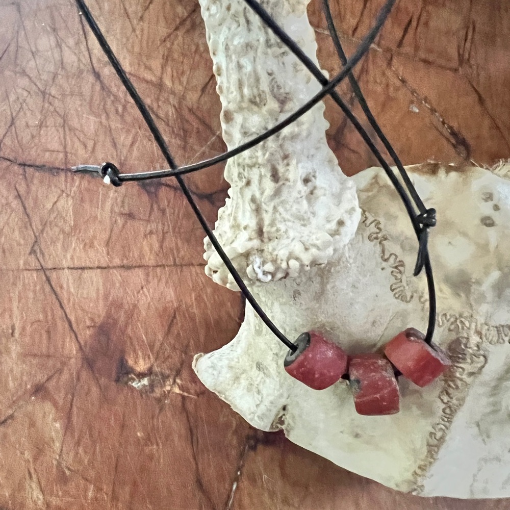 Simple sexy choker - Picture 4 of 6